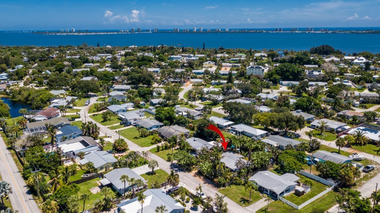 4195 NE Hyline Drive, Jensen Beach, FL 34957 Photo