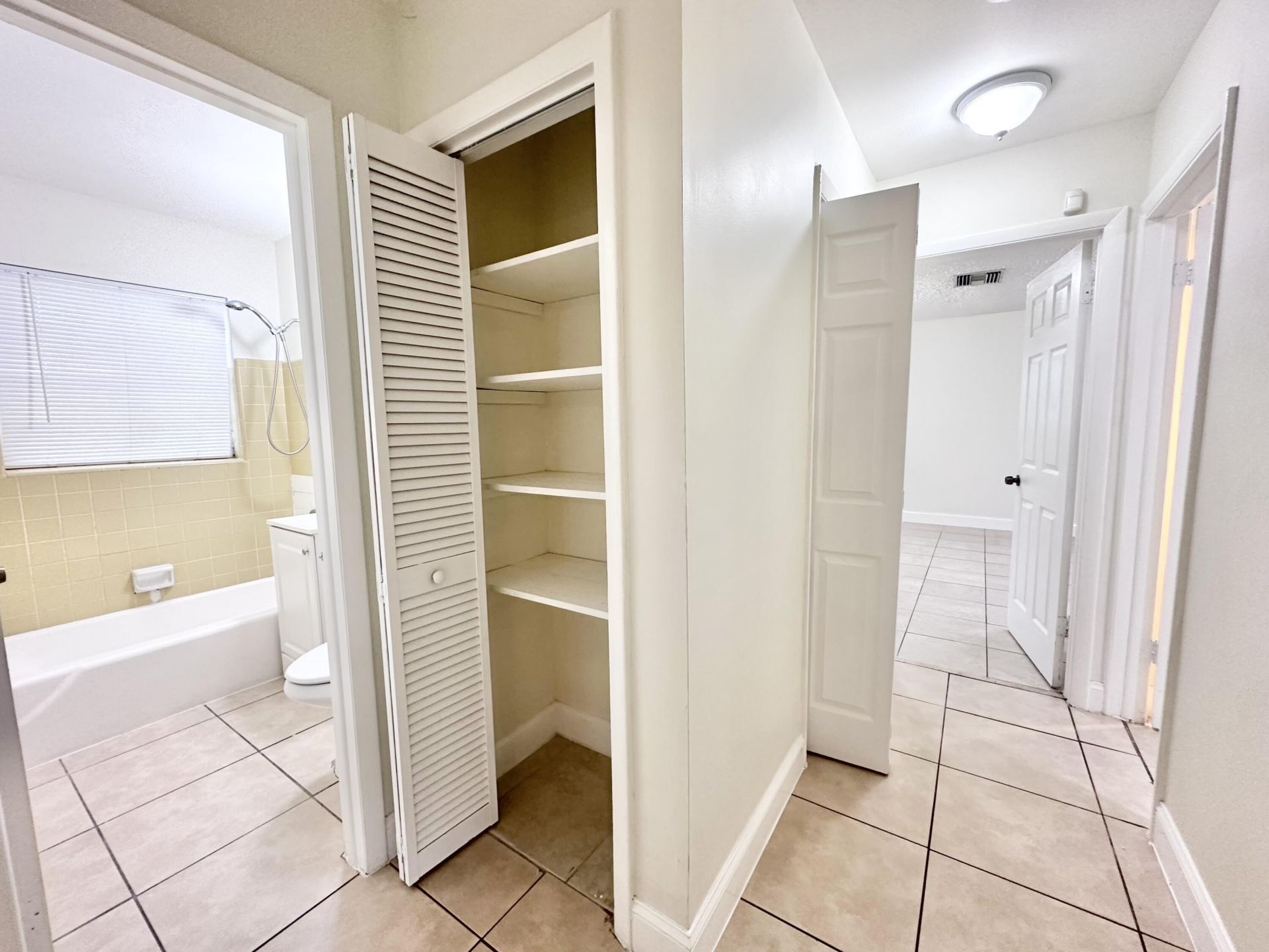 4845 Andros Drive, West Palm Beach, FL 33407 Photo