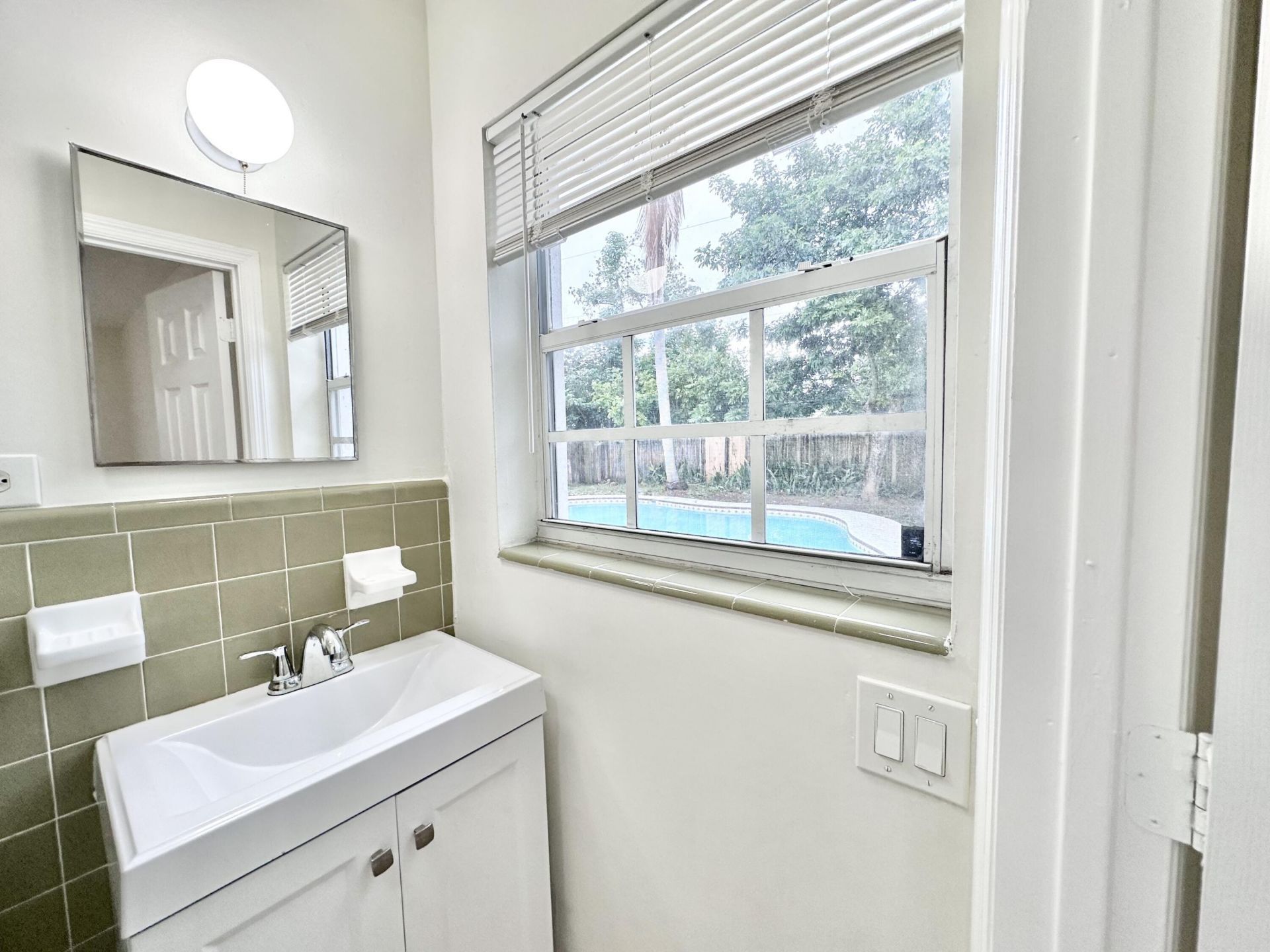4845 Andros Drive, West Palm Beach, FL 33407 Photo