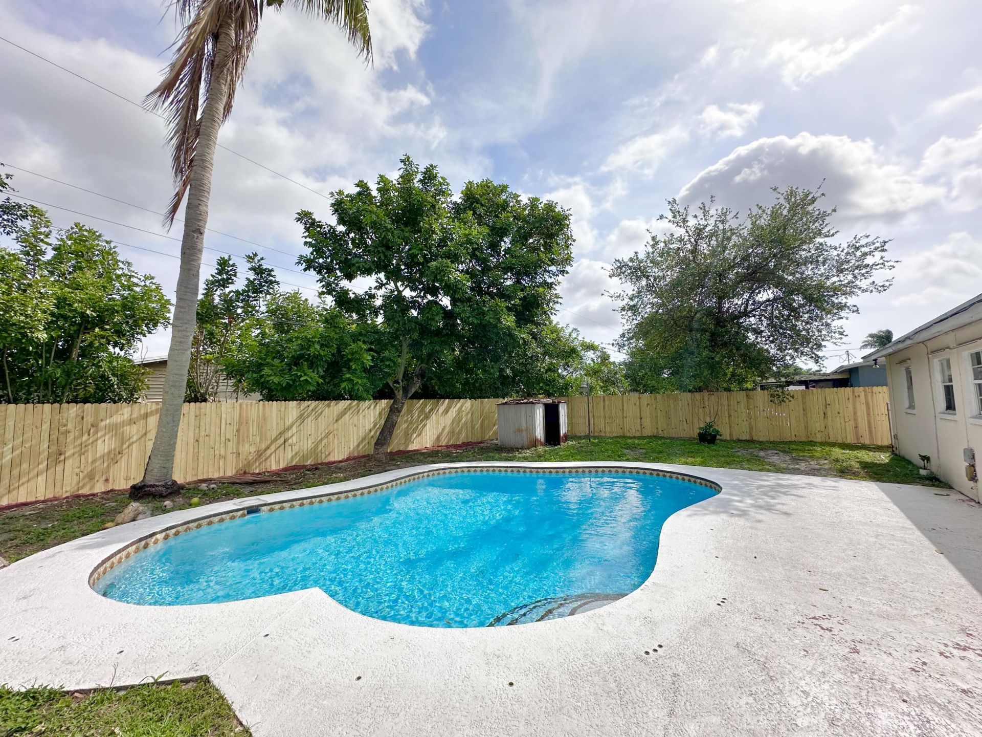 4845 Andros Drive, West Palm Beach, FL 33407 Photo