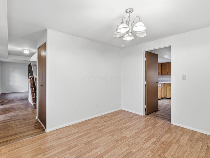 3683 Mexico Avenue , Westerville, OH 43081 Photo 8