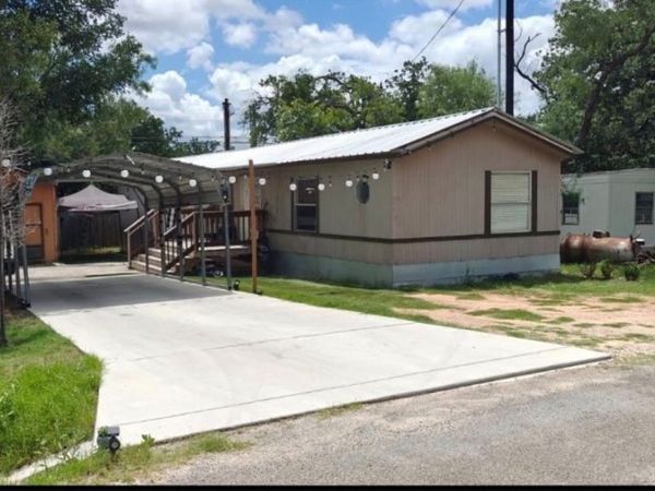 703 Fir Lane, Cottonwood Shores, TX 78657
