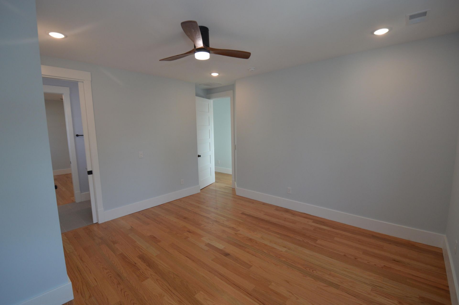 463 Race Street Photo 11