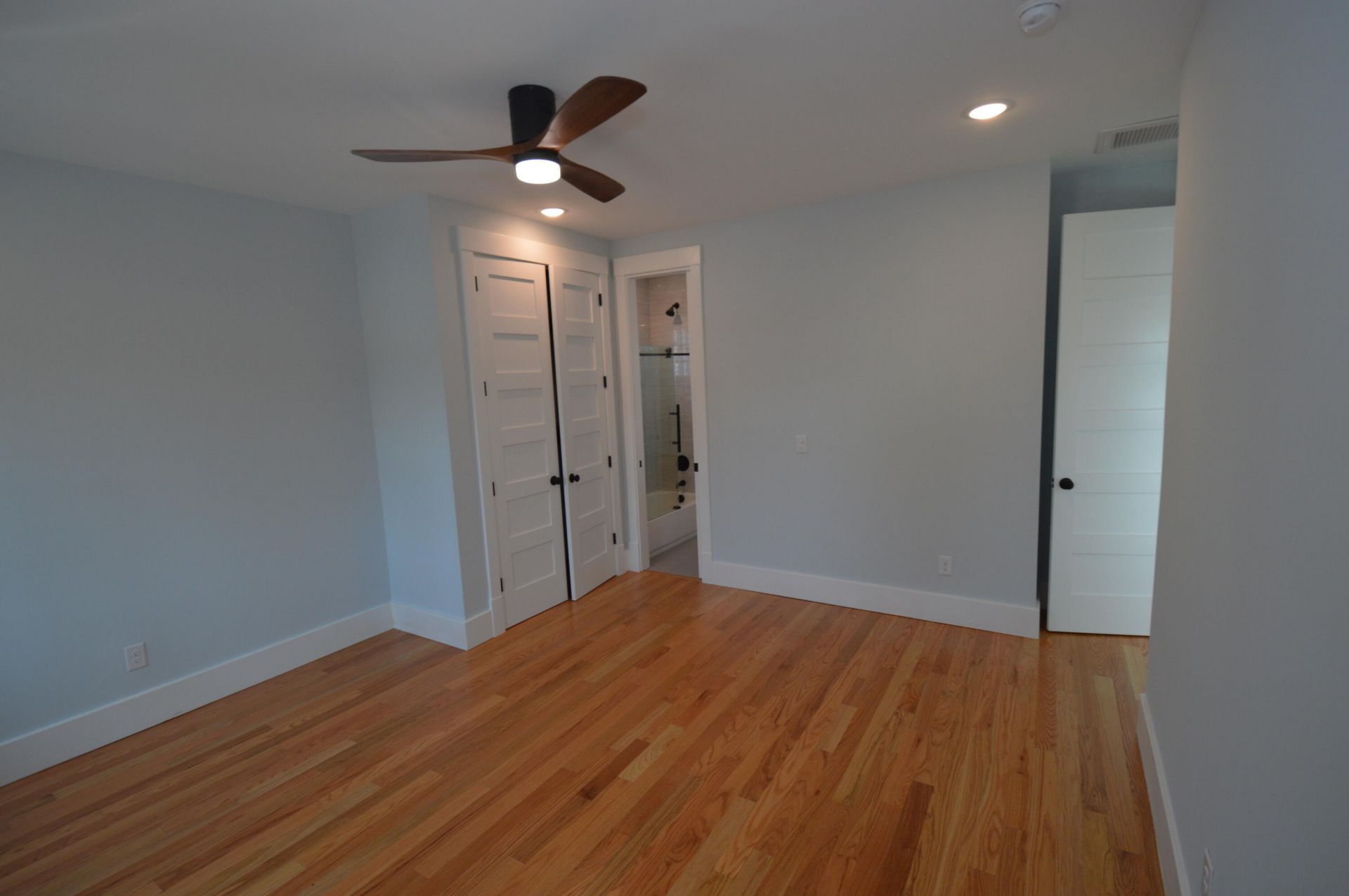 463 Race Street Photo 12