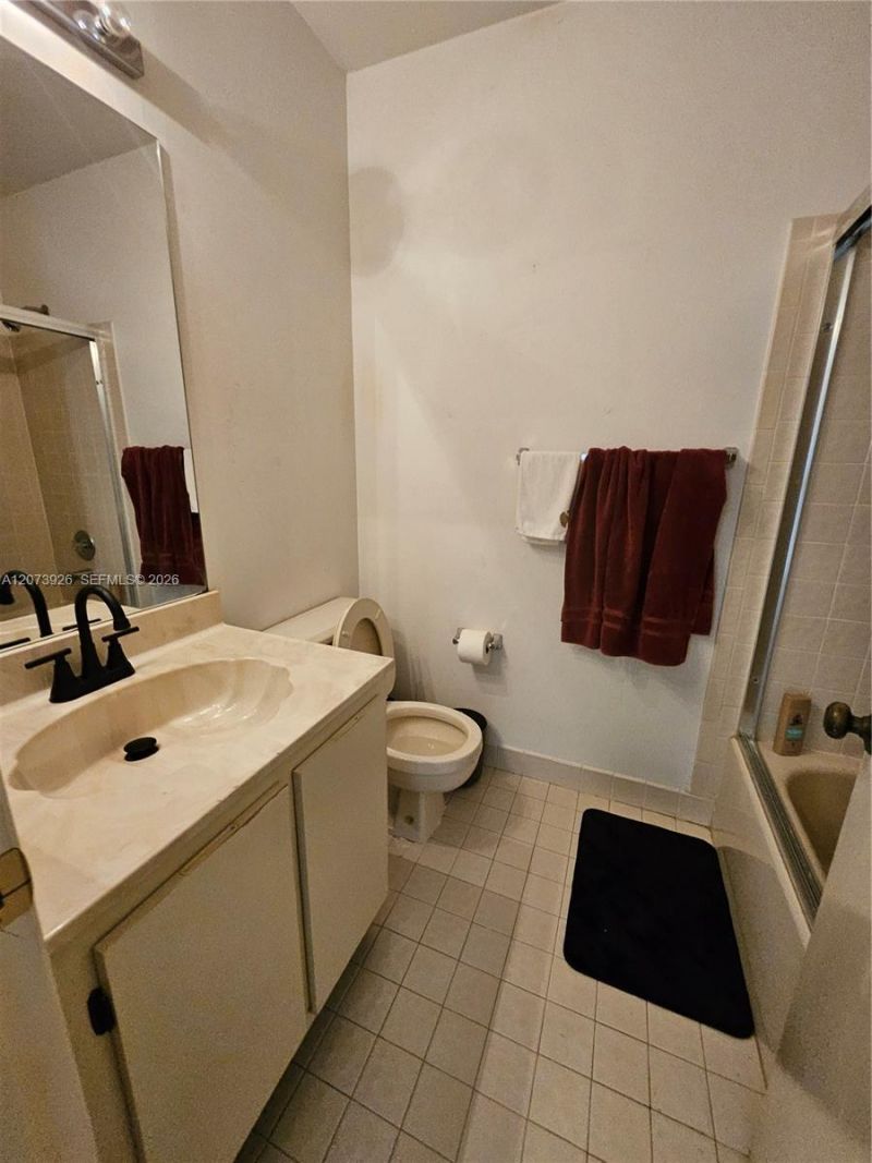9840 NW 9th Ct , Unit 9840, Plantation, FL 33324 Photo