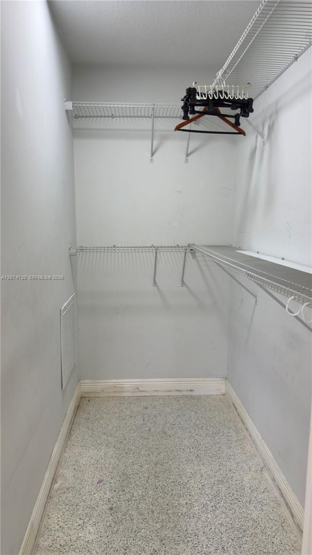 755 SW 6th St, Unit 6, Miami, FL 33130 Photo