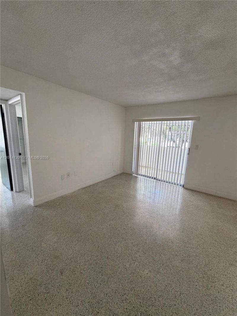 755 SW 6th St, Unit 6, Miami, FL 33130 Photo