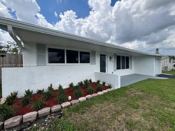 9020 NW , Unit 24PL, Sunrise, FL 33322