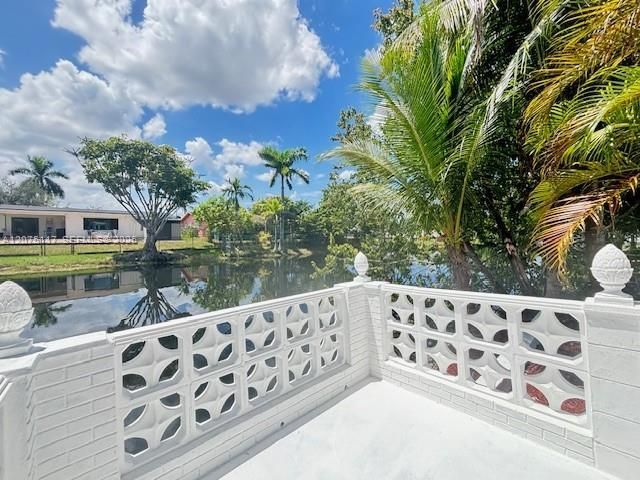 9020 NW , Unit 24PL, Sunrise, FL 33322 Photo
