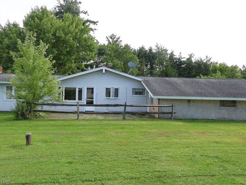 13845 Fox Hills Drive, Novelty, OH 44072 Photo 3