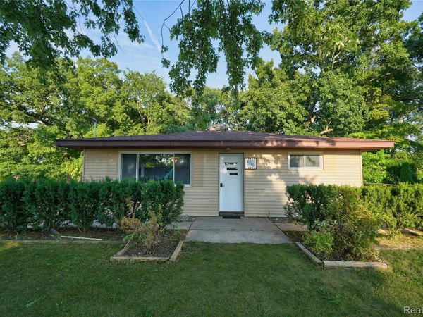6220 Wertz, Springfield Township, Mi 48350