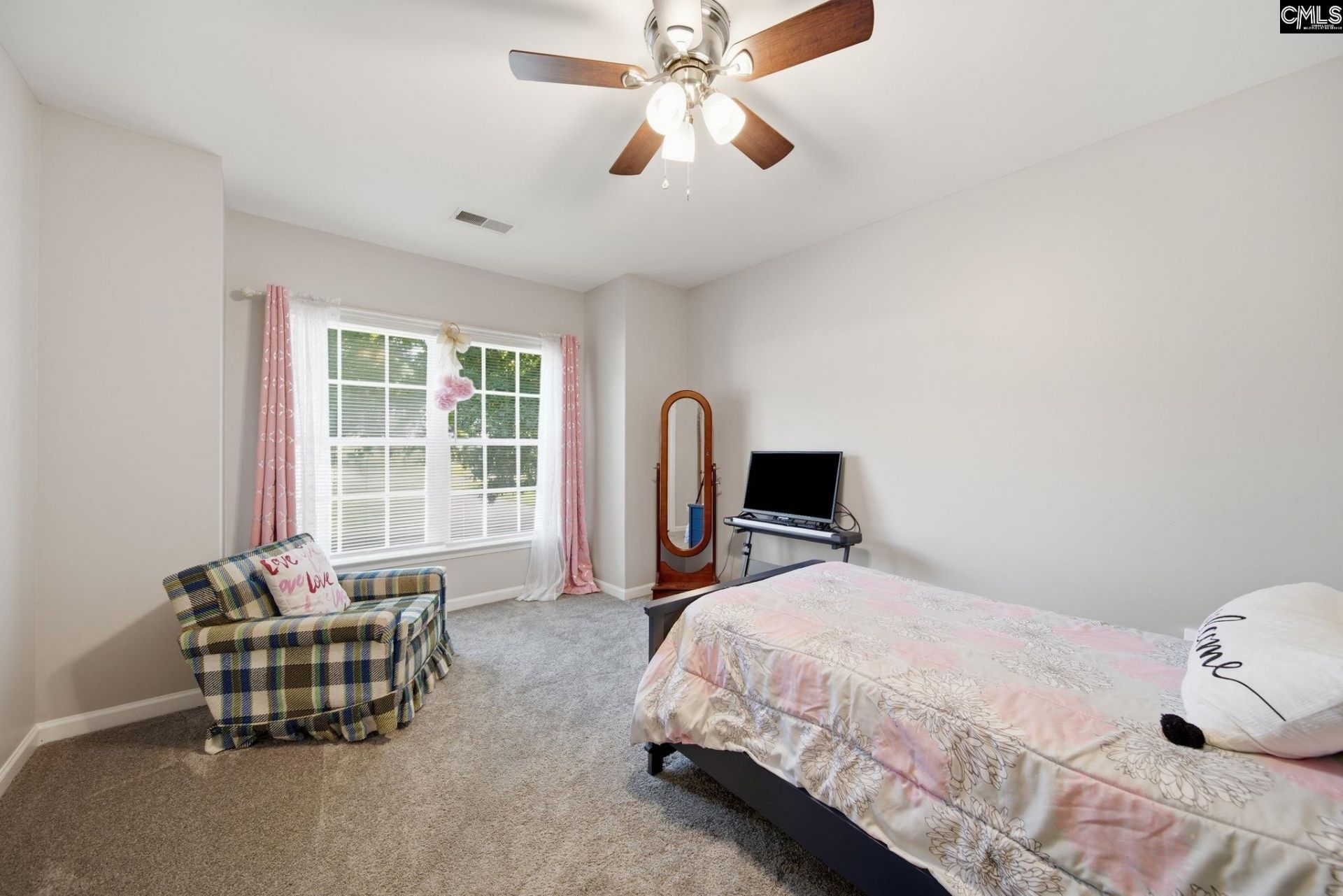 201 Sheridan Drive  Photo 17