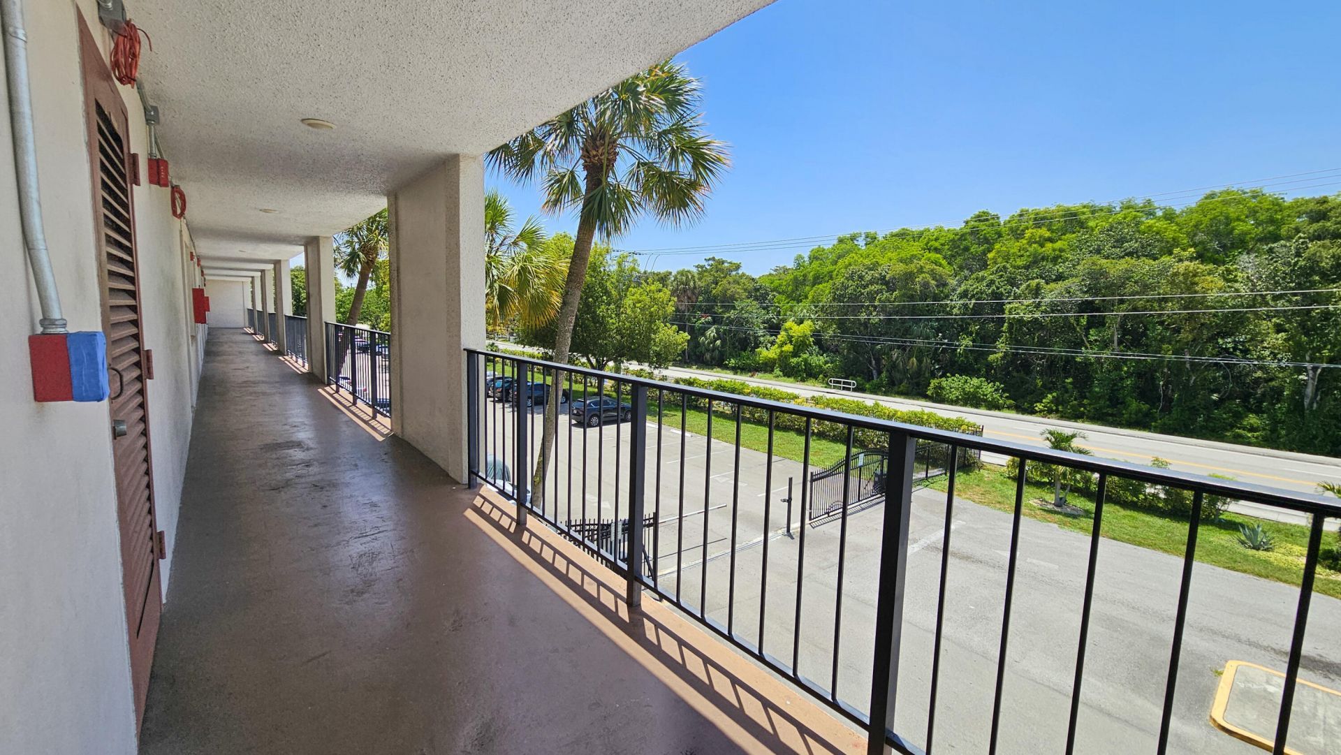 2650 NW 49th Avenue, Unit 318, Lauderdale Lakes, FL 33313 Photo