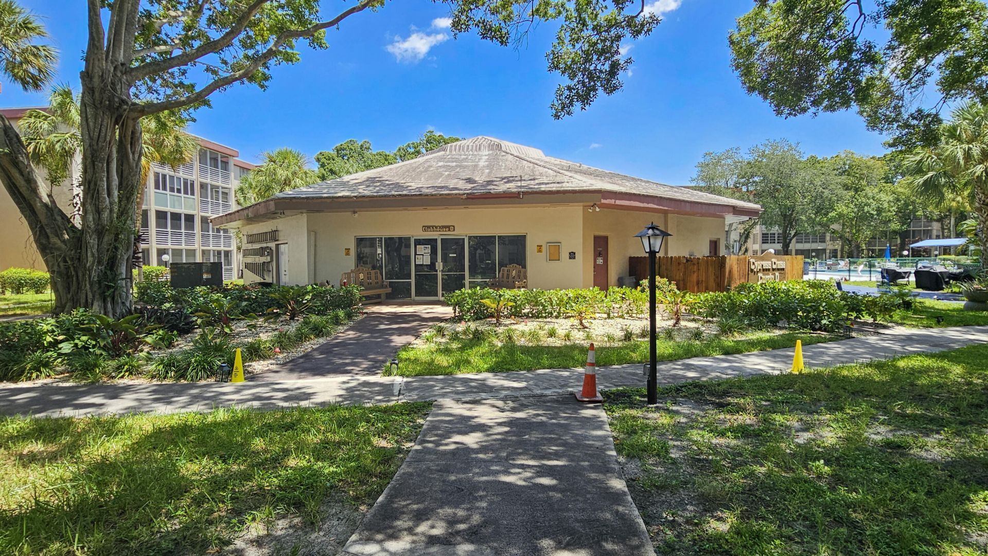 2650 NW 49th Avenue, Unit 318, Lauderdale Lakes, FL 33313 Photo