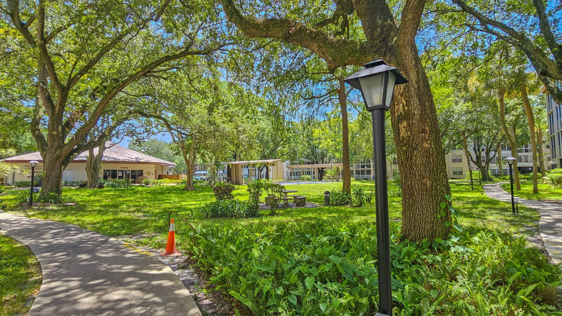 2650 NW 49th Avenue, Unit 318, Lauderdale Lakes, FL 33313 Photo