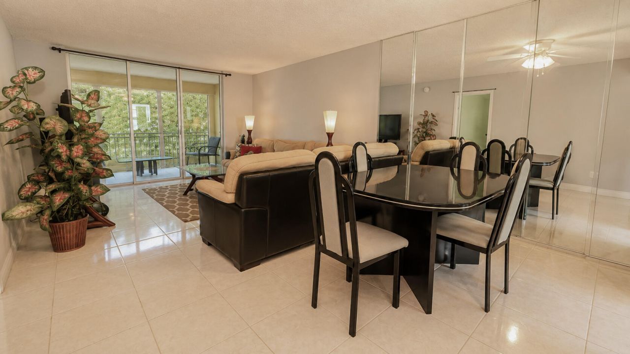 2650 NW 49th Avenue, Unit 318, Lauderdale Lakes, FL 33313 Photo