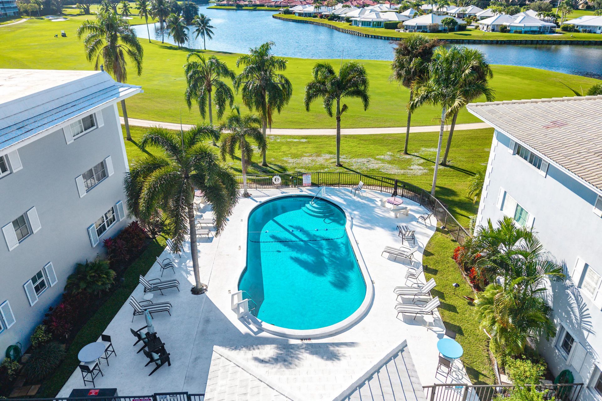 169 Atlantis Boulevard, Unit 302, Atlantis, FL 33462 Photo