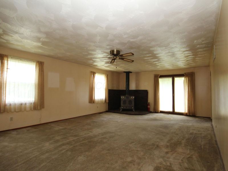 5726 Refugee Road NW, Baltimore, OH 43105 Photo 25