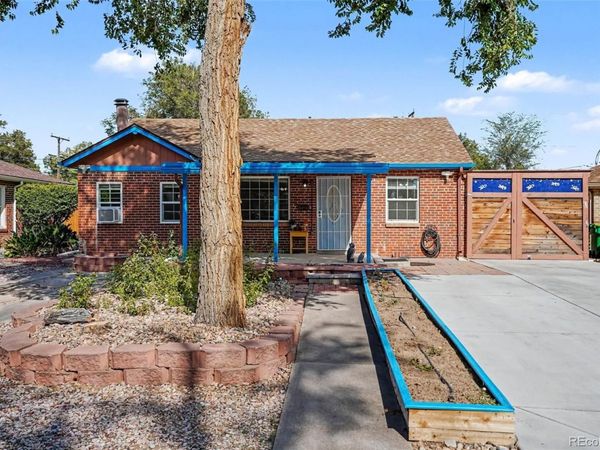 1748 Nome Street , Aurora, CO 80010