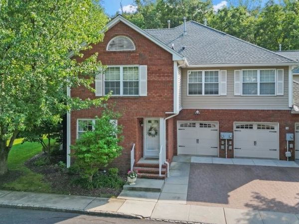 21 Berkeley Square Condo, Berkeley Heights, NJ 07922