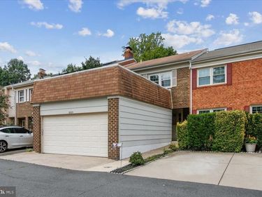 1005 TAPAWINGO ROAD SW, VIENNA, VA 22180