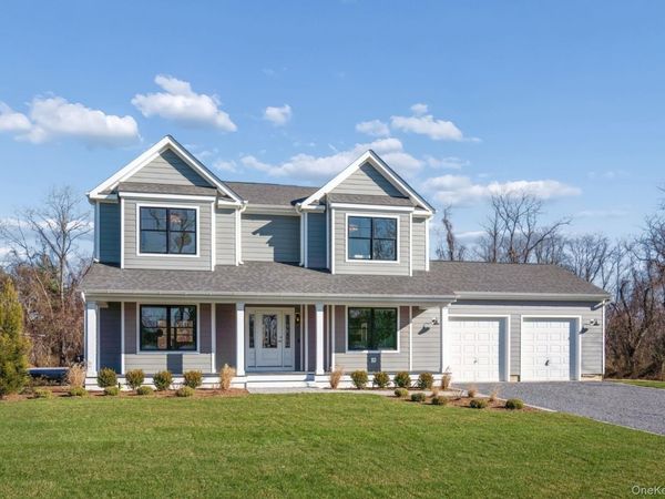 3225 Stanley Road, Mattituck, NY 11952