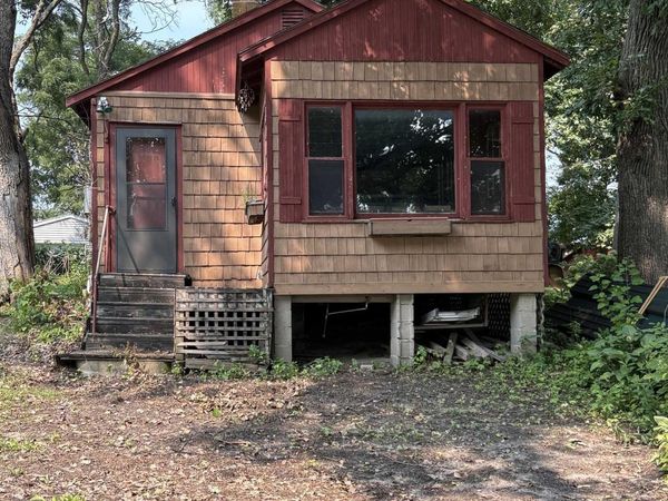 23 W Park Road, Frederika, IA 50631
