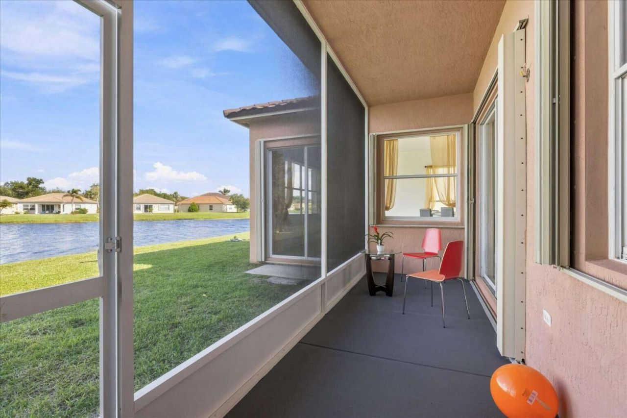 5622 Place Lake Drive, Fort Pierce, FL 34951 Photo