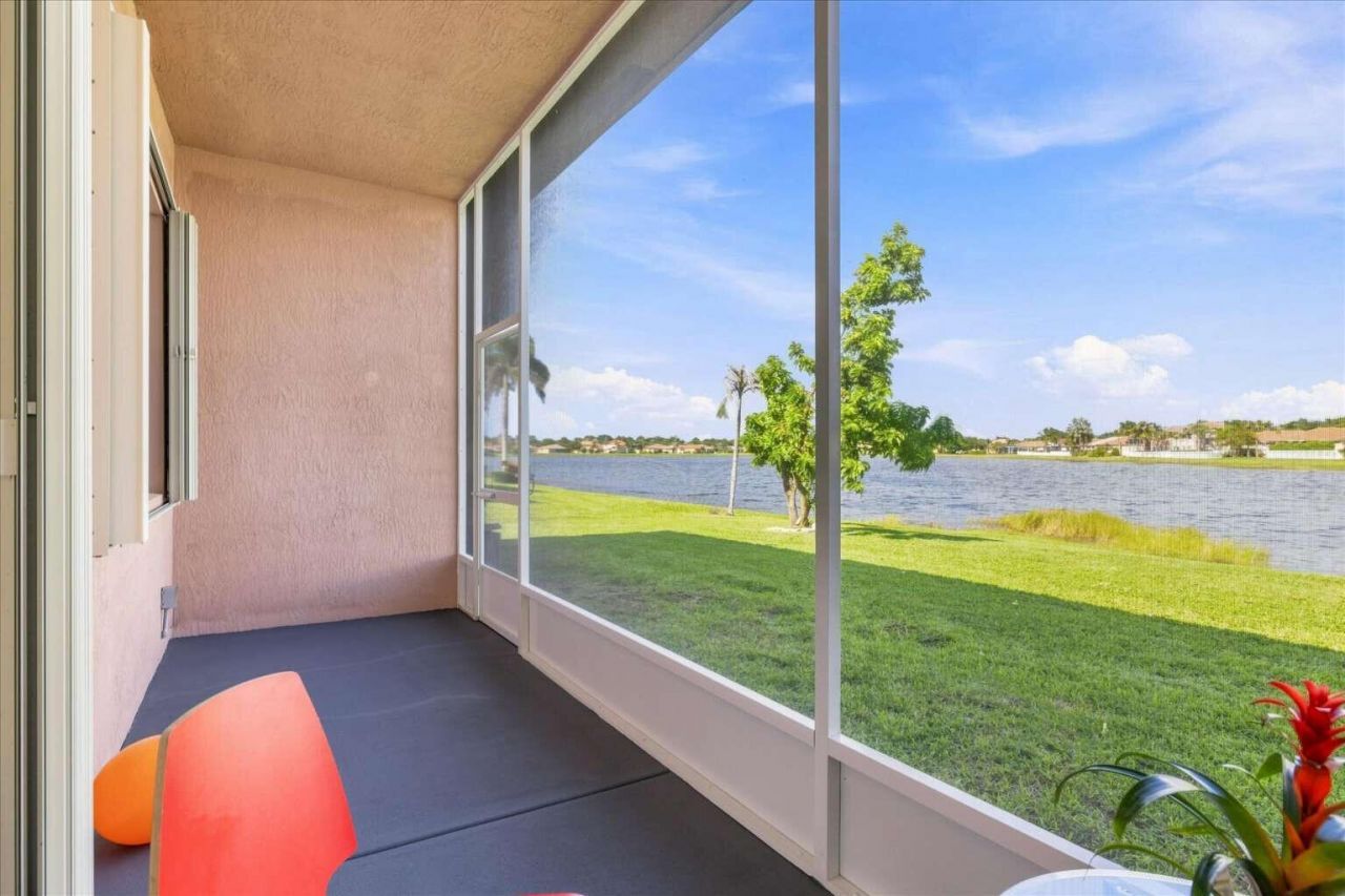 5622 Place Lake Drive, Fort Pierce, FL 34951 Photo