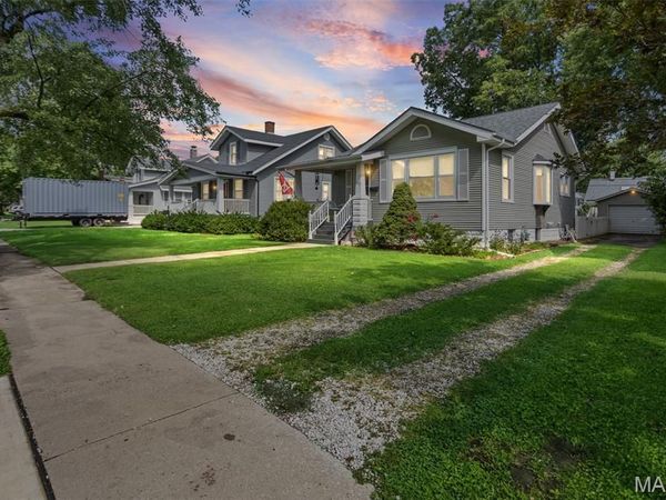 217 McKinley Avenue, Edwardsville, IL 62025
