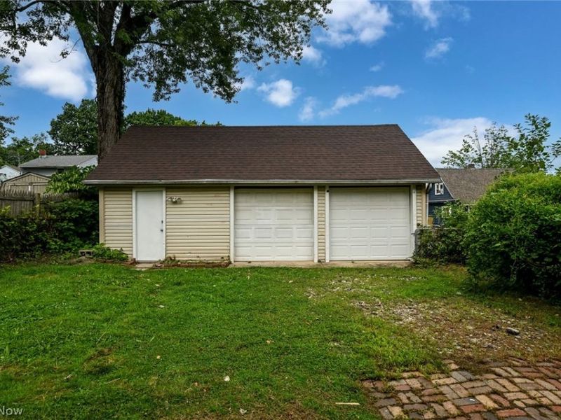 503 Rothrock Avenue, Akron, OH 44314 Photo 11