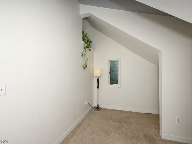 503 Rothrock Avenue, Akron, OH 44314 Photo 38