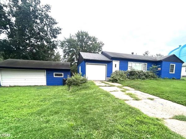 1928 Greenwood Drive, Ottumwa, IA 52501