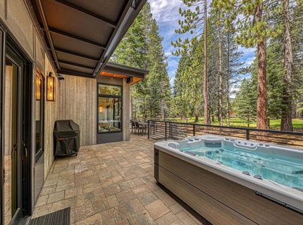 12766 Skiview Loop, Truckee, CA 96161 Photo