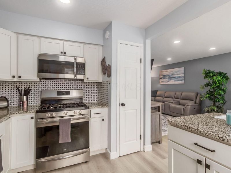 1642 Cindy Court, Columbus, OH 43232 Photo 14