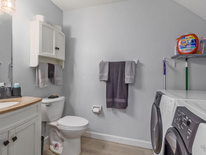 1642 Cindy Court, Columbus, OH 43232 Photo 17