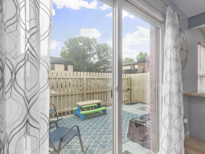 1642 Cindy Court, Columbus, OH 43232 Photo 9