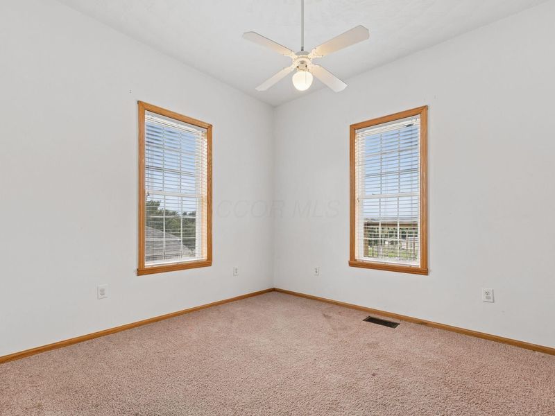29 S West Street, Thornville, OH 43076 Photo 14