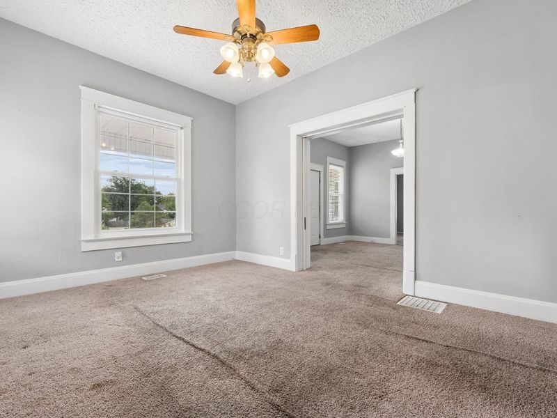 29 S West Street, Thornville, OH 43076 Photo 20