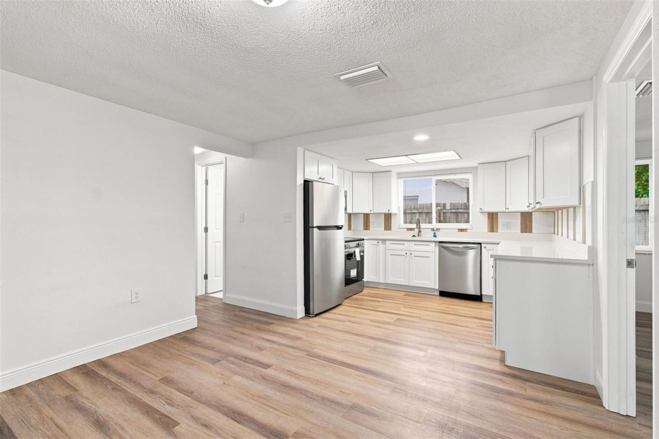 7025 Westcott Drive, Port Richey, FL 34668 Photo