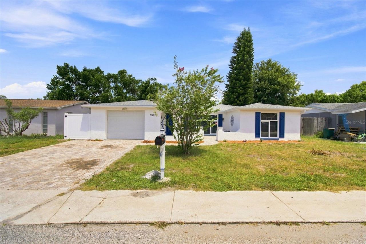 7025 Westcott Drive, Port Richey, FL 34668 Photo