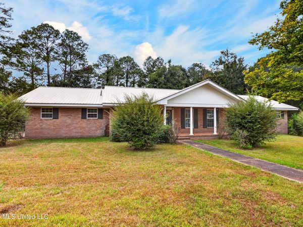 140 Holleman Street, Wiggins, MS 39577