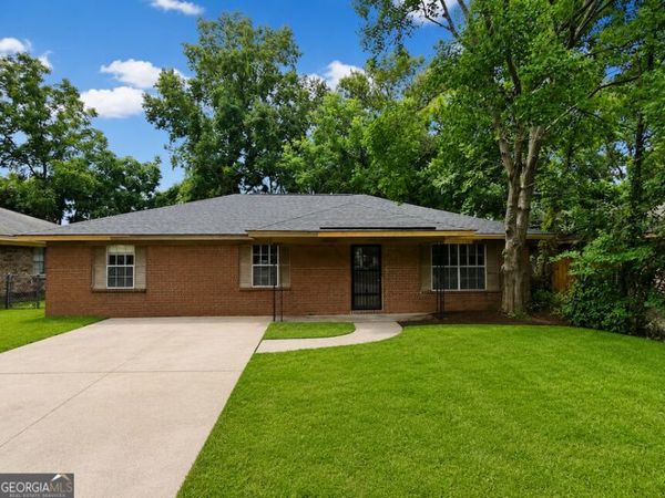 1903 Cimarron Street, Savannah, GA 31405