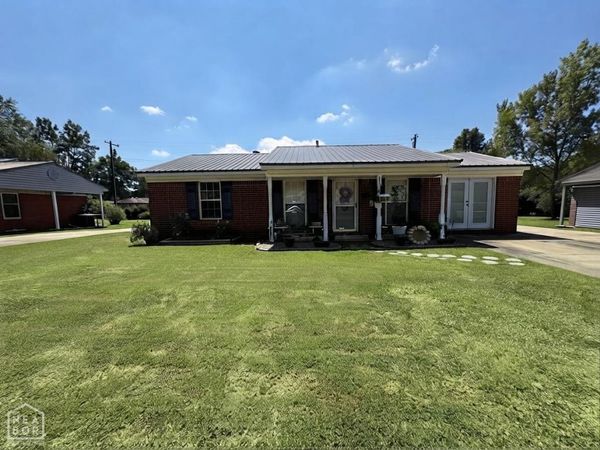 1221 2nd Street, Trumann, AR 72472