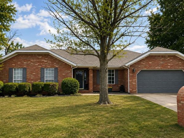 1113 Robinwood, Paragould, AR 72450