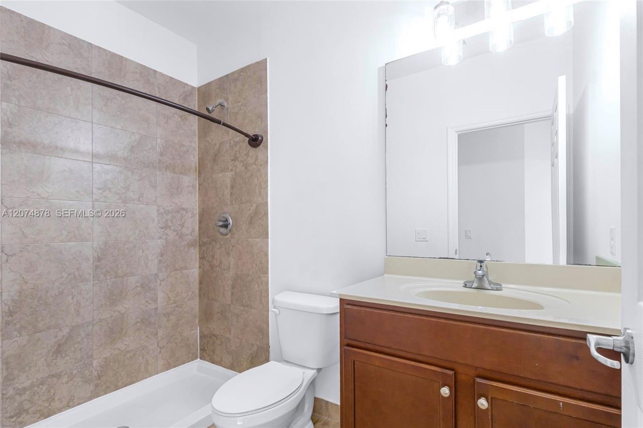 260 NW 109th Ave , Unit 204, Miami, FL 33172 Photo