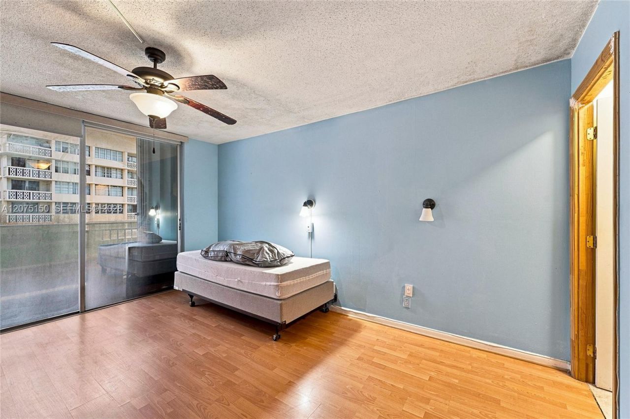 1801 S Ocean Dr , Unit 640, Hallandale Beach, FL 33009 Photo