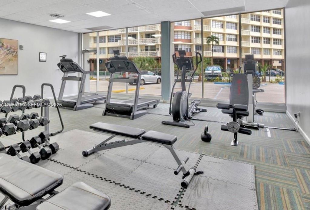 1801 S Ocean Dr , Unit 640, Hallandale Beach, FL 33009 Photo