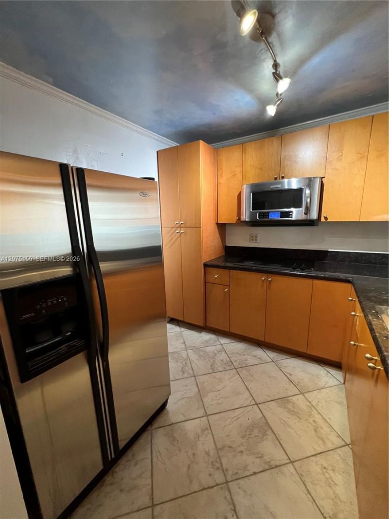 1801 S Ocean Dr, Unit 640, Hallandale Beach, FL 33009 Photo