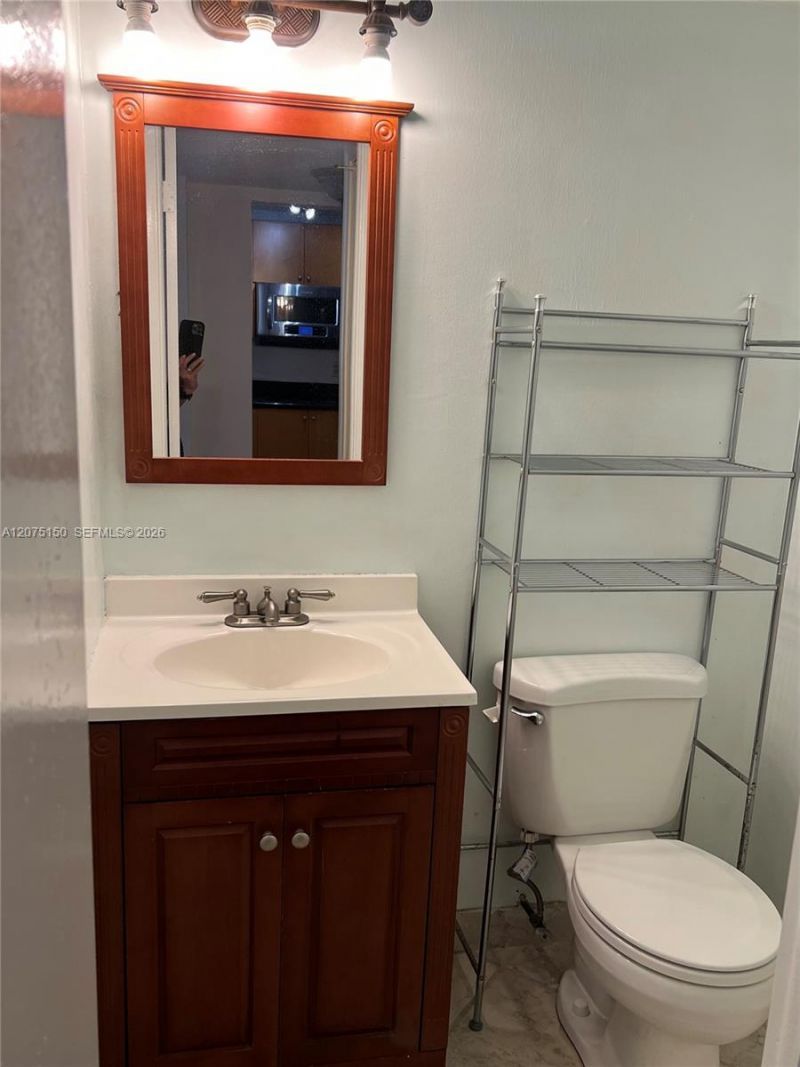 1801 S Ocean Dr, Unit 640, Hallandale Beach, FL 33009 Photo